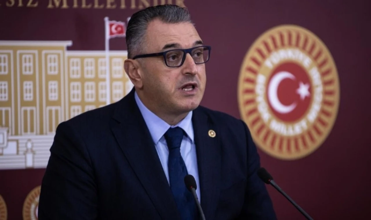‘12 Eylül Darbesi Demokrasi Tarihinin Kara Lekesi’