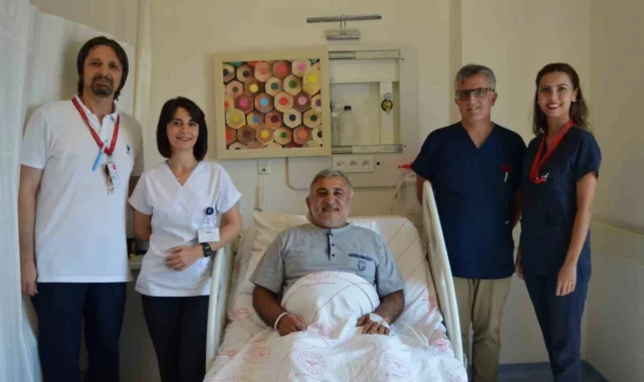 3 yıl süren 'delirten ağrıdan' ameliyatla kurtuldu