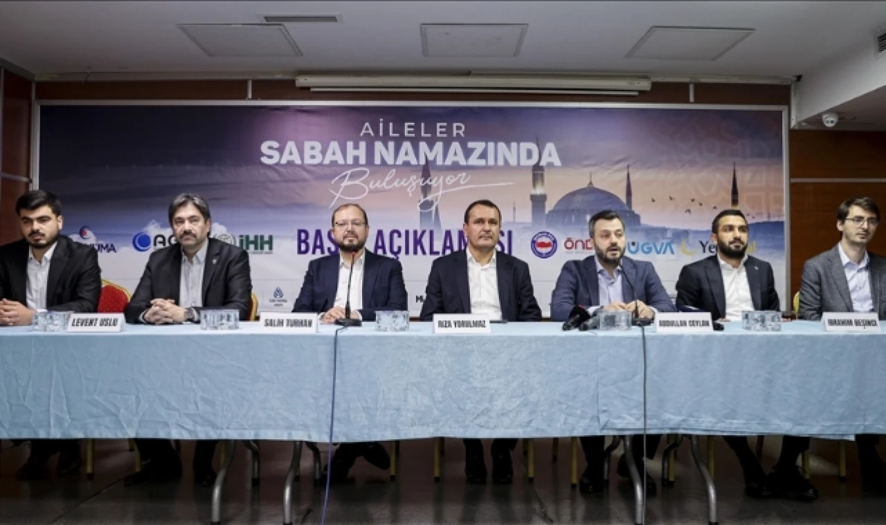 81 ilde gençler ve aileler pazar günü sabah namazında buluşacak
