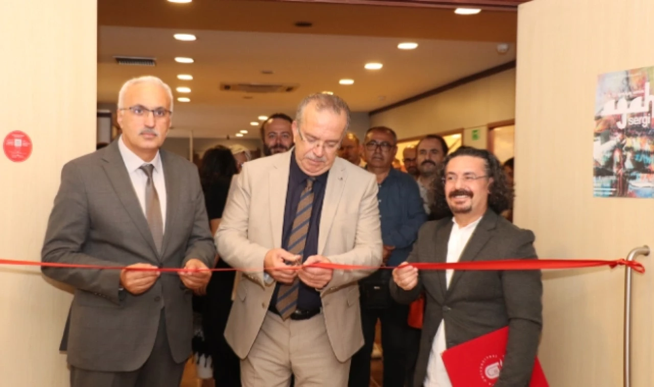 “Agâh” adlı kişisel resim sergisinin açılışı gerçekleştirildi