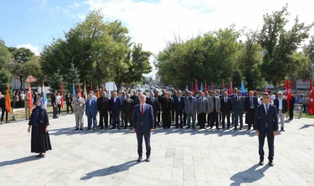 Ağrı'da İlköğretim Haftası kutlanıyor