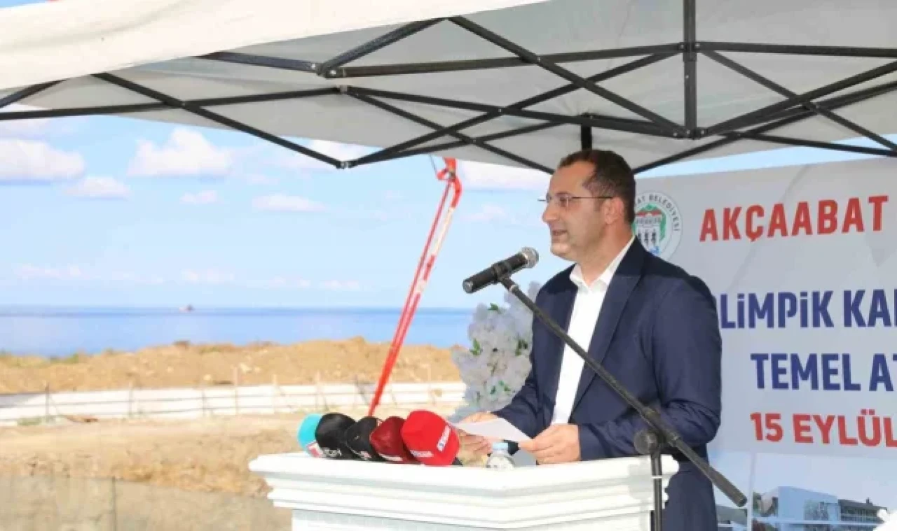Akçaabat'ta yarı olimpik yüzme havuzunun temeli atıldı