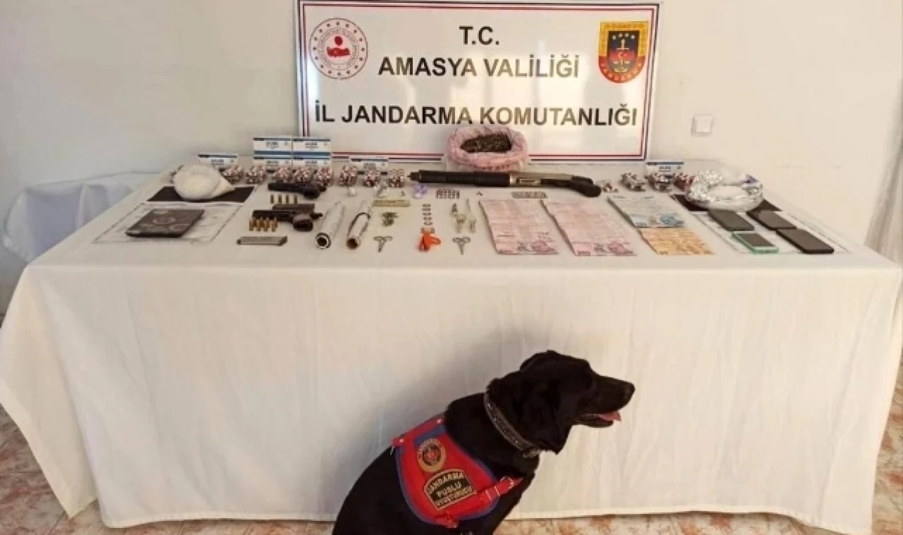 Amasya'da uyuşturucu operasyonu: 4 şüpheli gözaltına alındı