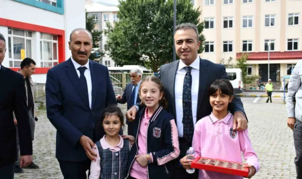 Ardahan'da İlköğretim Haftası kutlama etkinliği düzenlendi