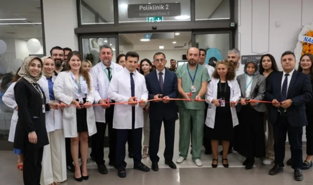 Başakşehir Çam ve Sakura Şehir Hastanesi Dermatokozmetoloji Merkezi açıldı: "Estetik uygulamalar güvenilir ellerde yapılacak"