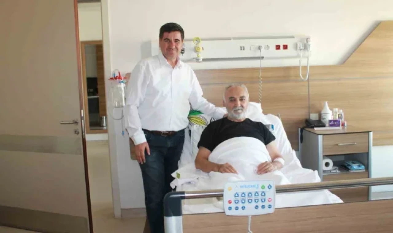 Başkan Kepez tedavi gördüğü hastaneden taburcu oldu