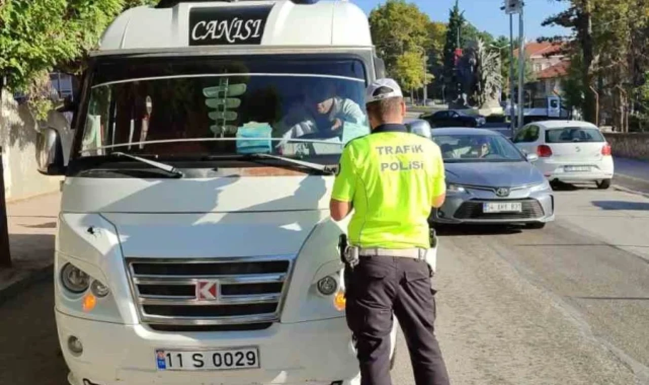 Bilecik'te öğrenci servisleri denetlendi
