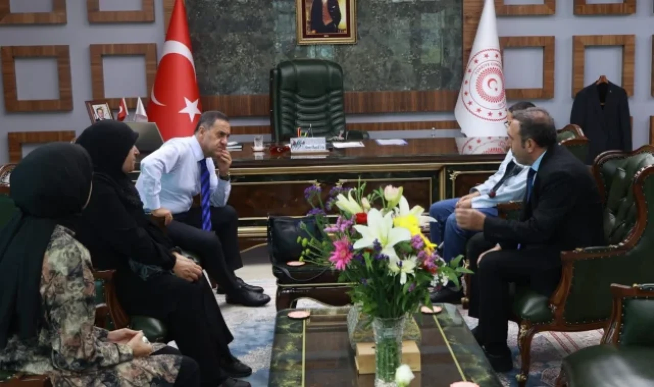 Bingöl Valisi Usta: ''Şehidimizin emanet bıraktığı ailemizin her zaman yanındayız''