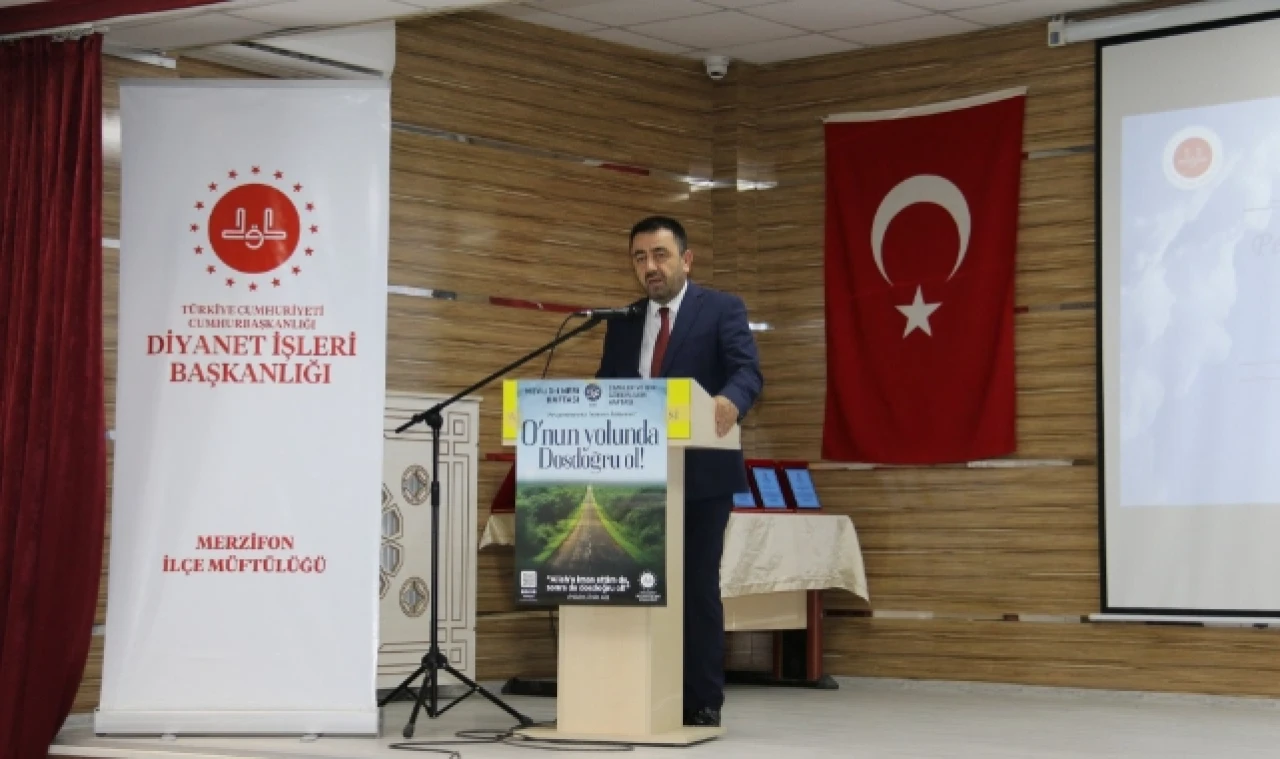 ‘Cami bizim hayatımızın temelidir’