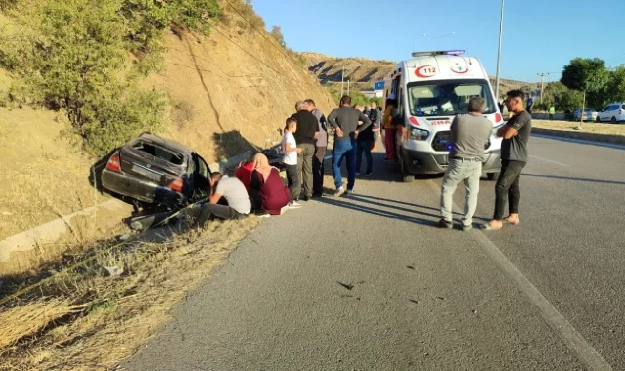 Çorum'da düğün dönüşü trafik kazası: 1 ölü, 3 yaralı