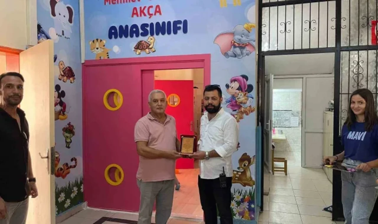 Depremde kaybettiği çocuklarının eğitim gördüğü ana sınıfını yeniletti