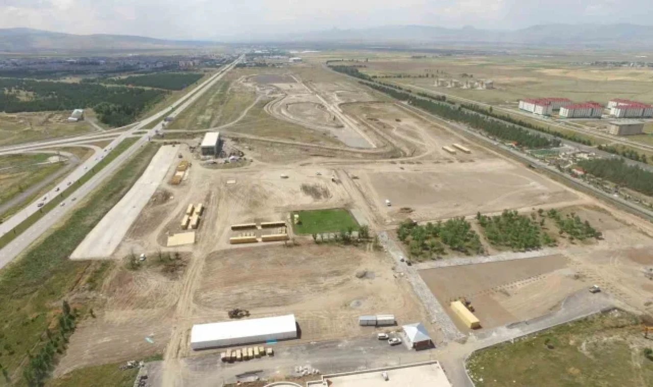 Dev projenin yapımına kaldığı yerden devam ediliyor