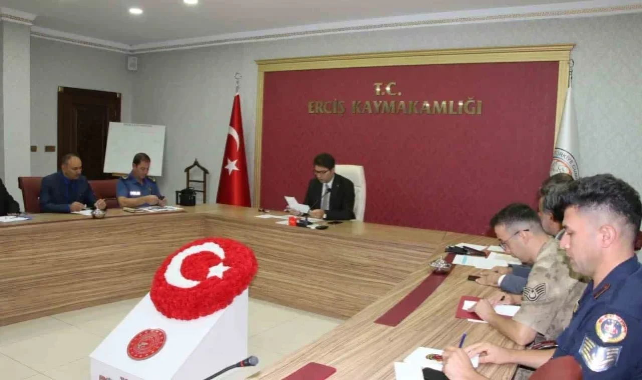 Erciş'te okul güvenliği toplantısı yapıldı