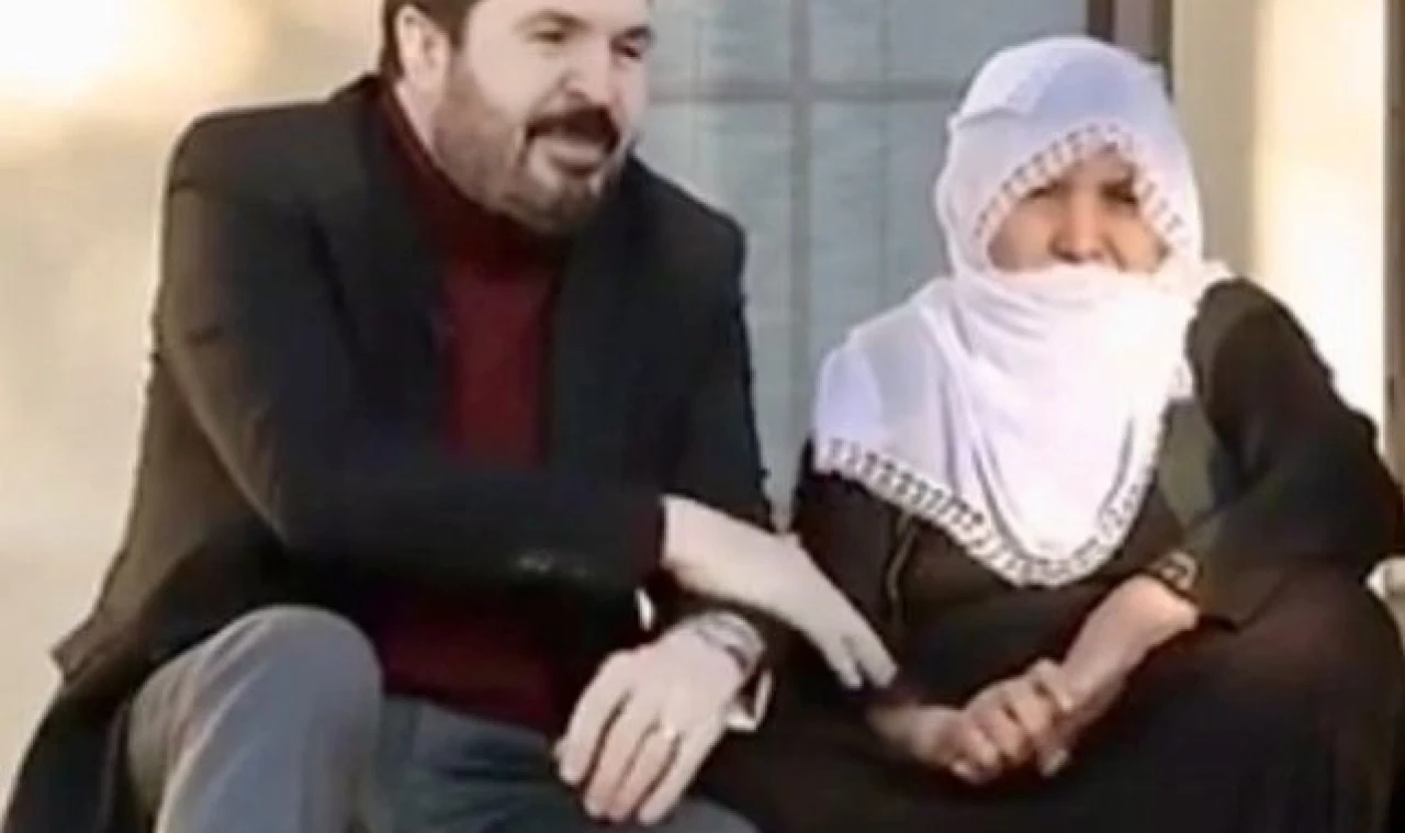 Eski Belediye Başkanı Savcı Sayan, annesini kaybetti