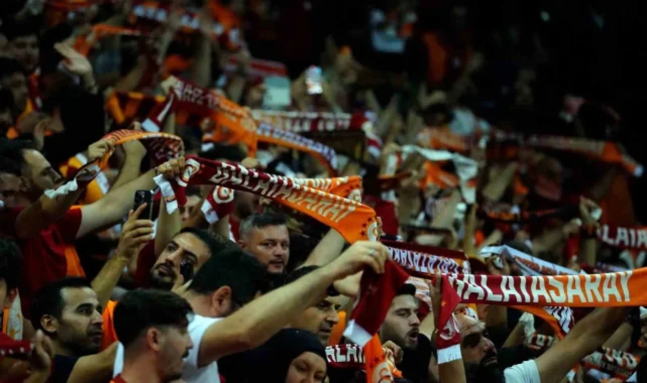 Galatasaray - Samsunspor maçını 43 bin 413 seyirci izledi