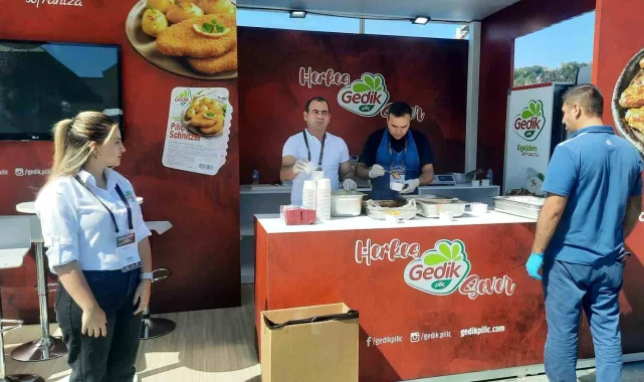 Gedik Piliç, Yerel Zincirler Buluşuyor fuarının sponsoru oldu, katılımcılar lezzete doydu