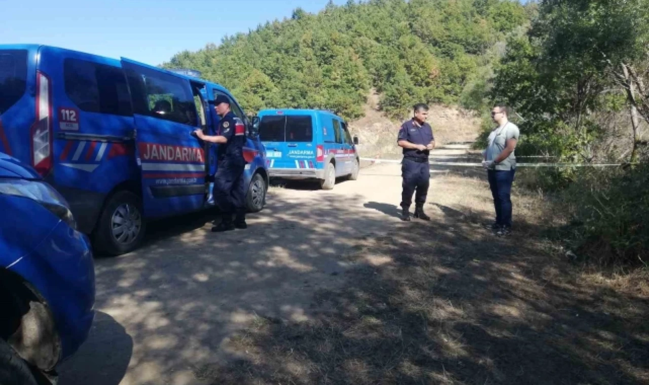 Gölet kıyısında erkek cesedi bulundu