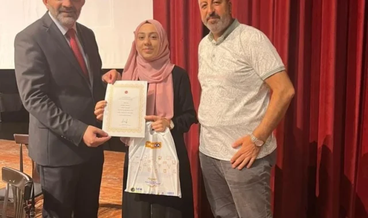 Hafızlık yarışması Türkiye üçüncüsü Elazığ'dan
