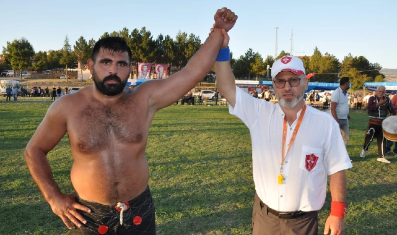 Hamamözü Karakucak Güreşleri Başpehlivanı Belli Oldu
