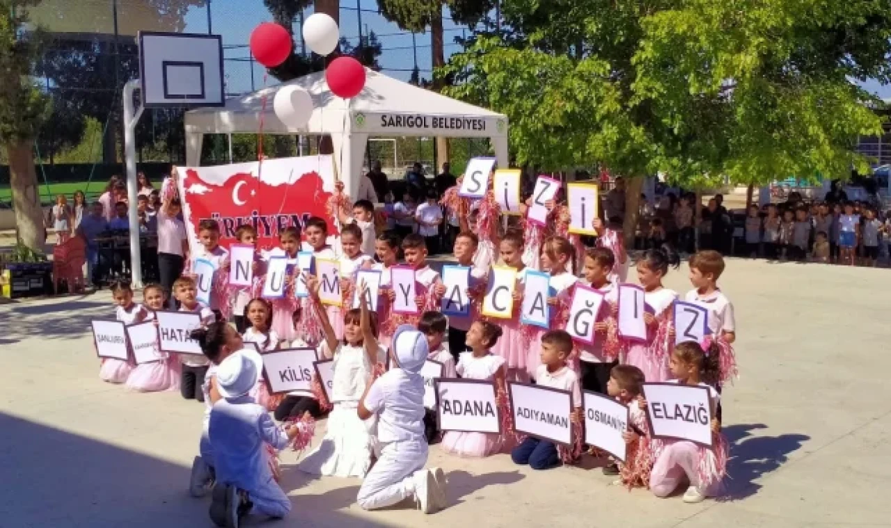 İlköğretim Haftasında depremzede şehirler unutulmadı
