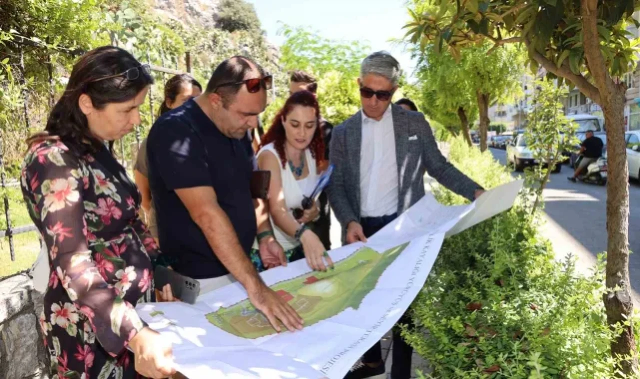 İyilik Kayalığı'nı cazibe merkezi yapacak proje yerinde tanıtıldı