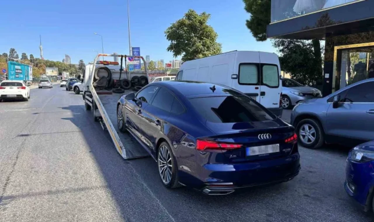 Kadıköy'de denetim noktasından kaçan sürücüye 30 bin 808 TL ceza