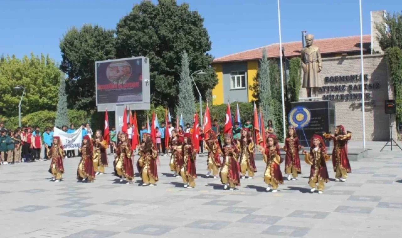 Karapınar'da İlköğretim Haftası kutlandı