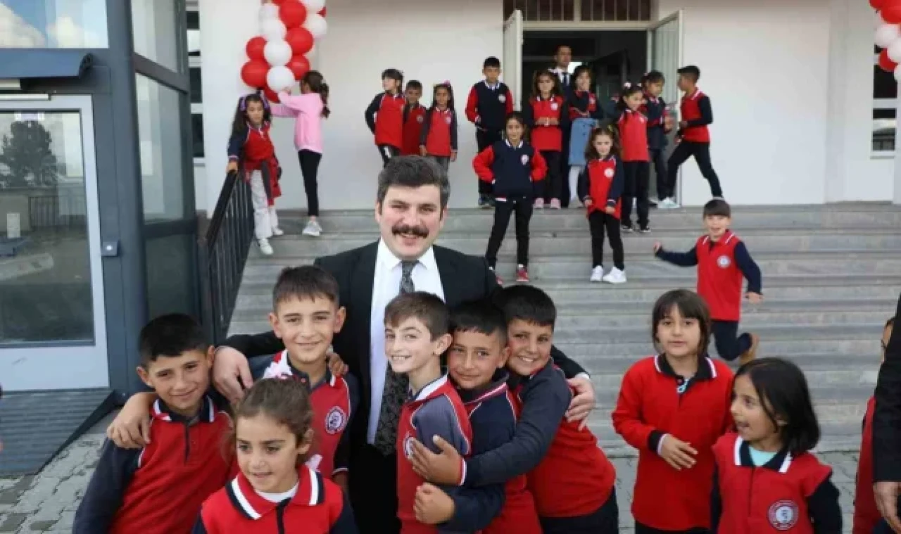 Kars'ta İlköğretim Haftası etkinliği