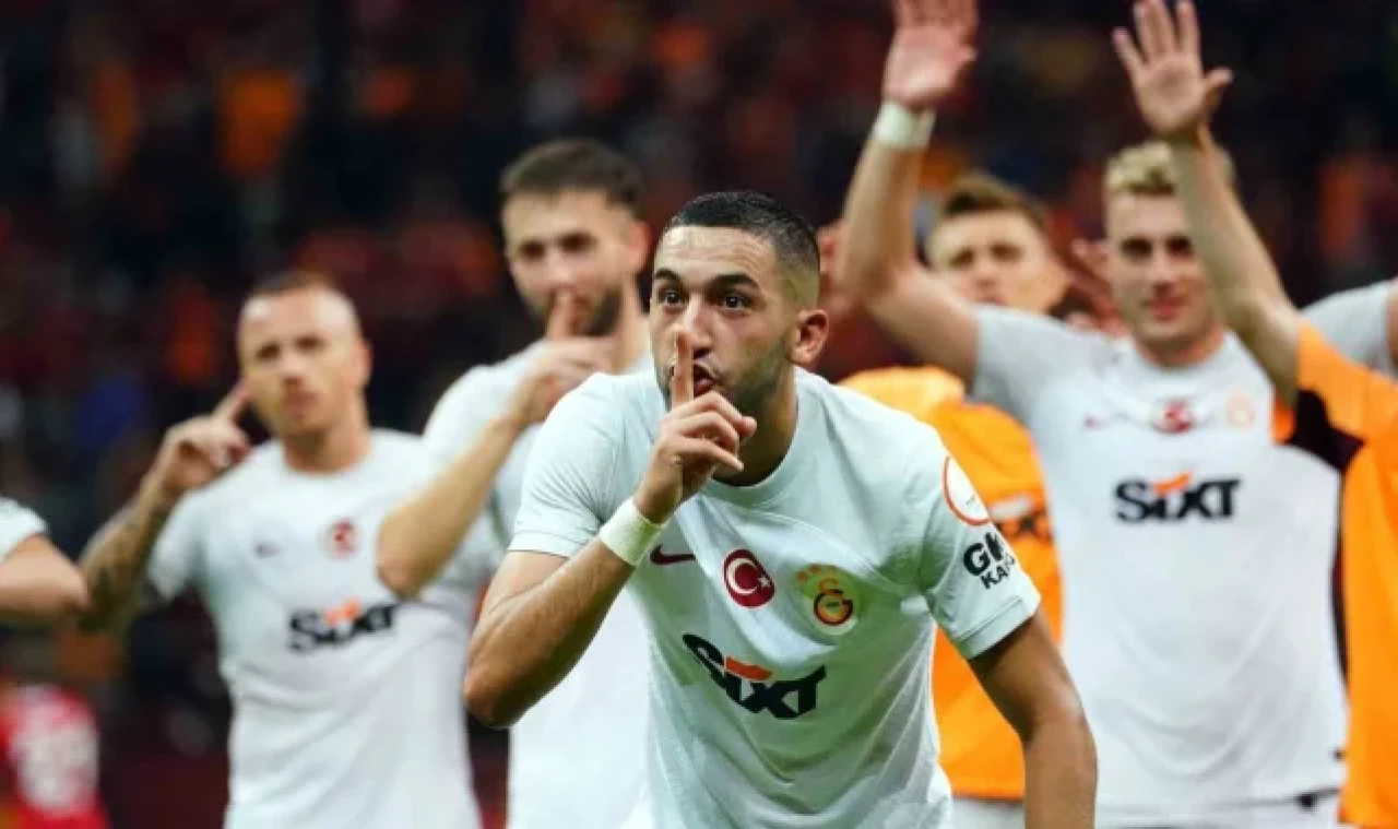 Maç sonu 3'lüsü Hakim Ziyech'ten