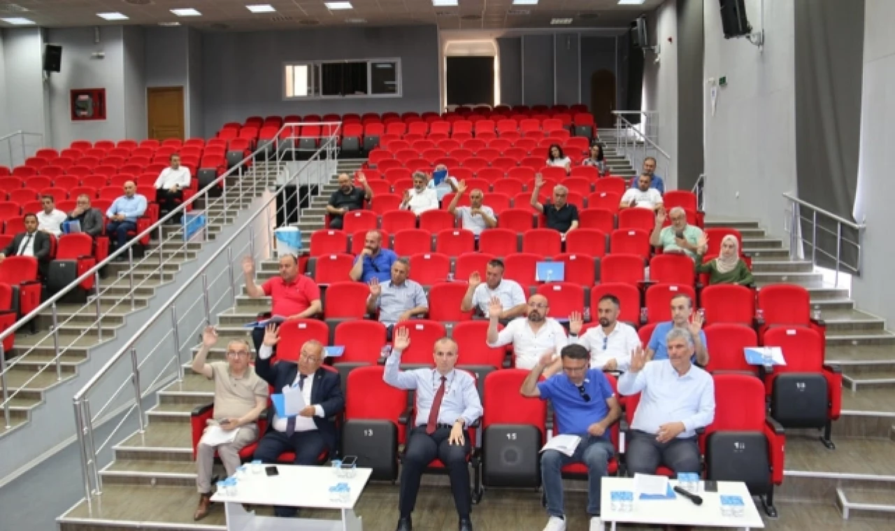 Meclis yoğun gündem ile toplanıyor