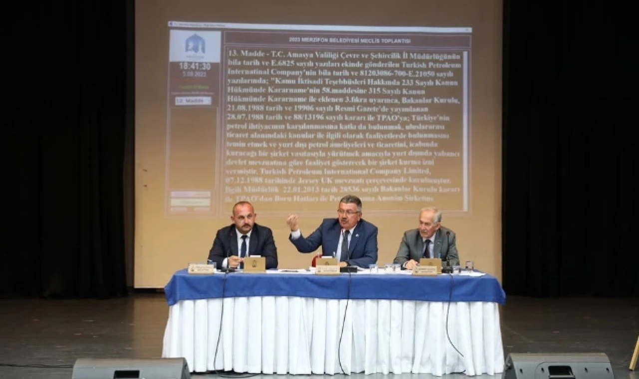 Meclis, yoğun gündem ve az meclis üyesi ile toplandı