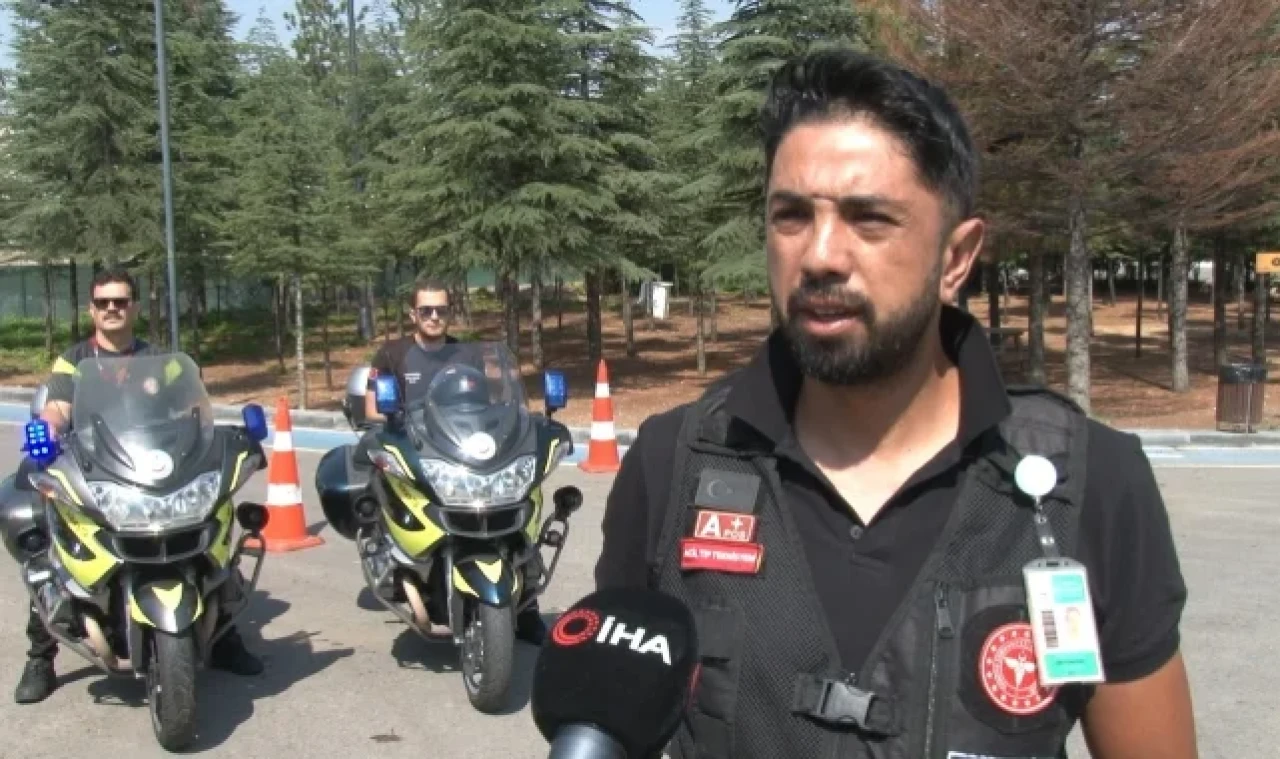 Motosiklet ambulanslar "altın dakikalar" içerisinde yaptıkları müdahale ile hayat kurtarıyor