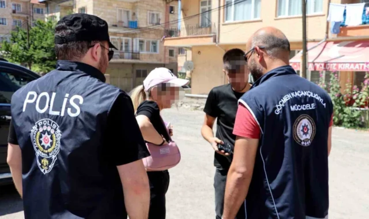 Nevşehir'de 4 yabancı uyruklu şahıs sınır dışı edildi