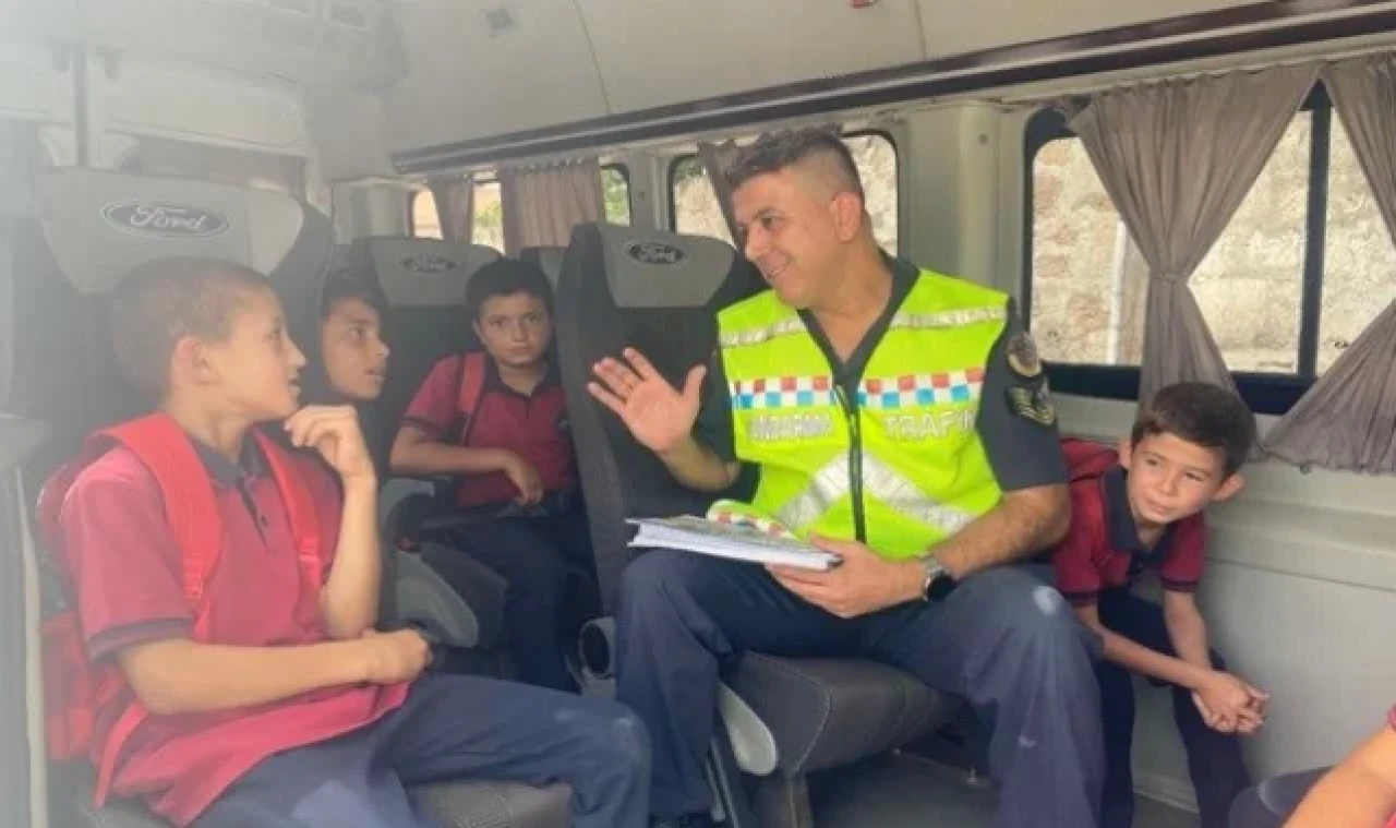 Osmaniye'de jandarma okul servis araçlarını denetledi