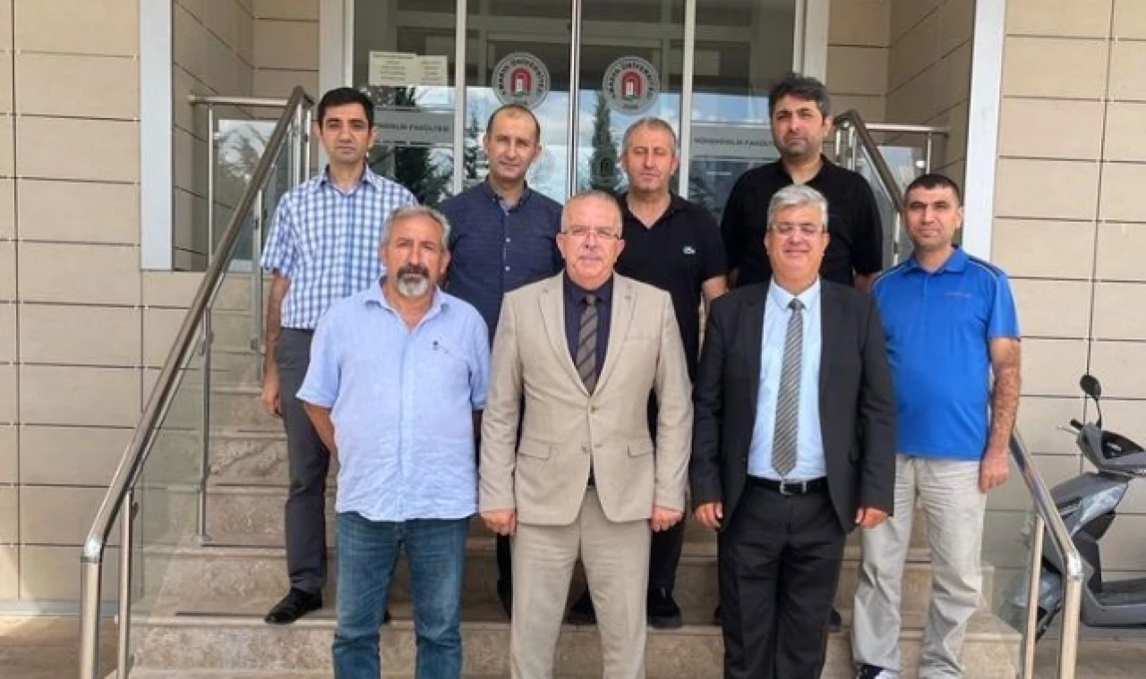 Rektör Turabi ilk ziyaretini Mühendislik Fakültesi’ne yaptı