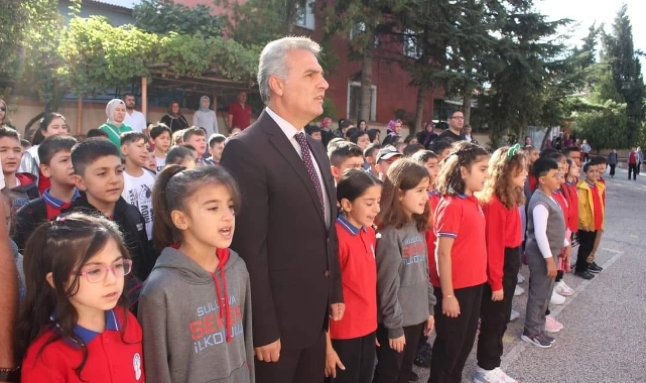 "Sınıflar neşeli seslerine kavuştu"