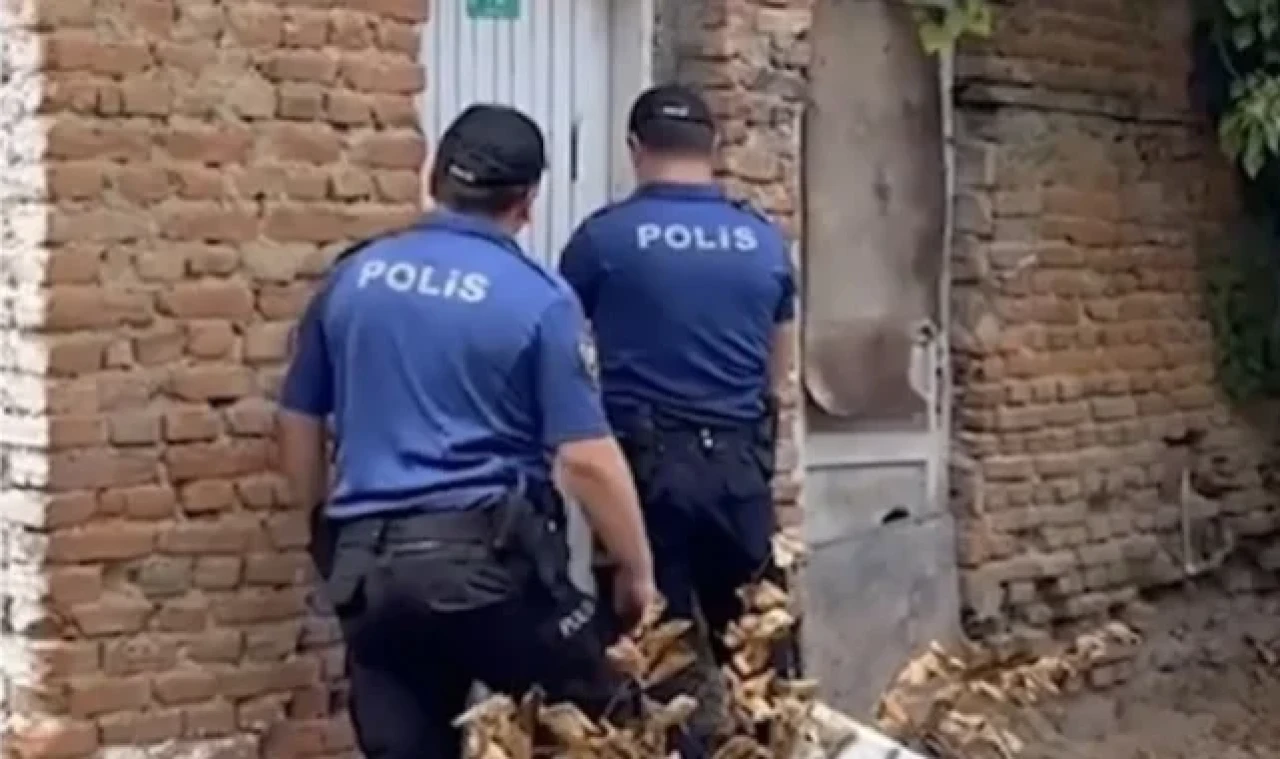 Sinop polisi okul çevrelerini boş bırakmıyor