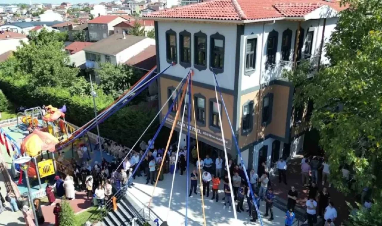 Sultanbeyli'de Aşık Veysel Kültür ve Sanat Evi açıldı