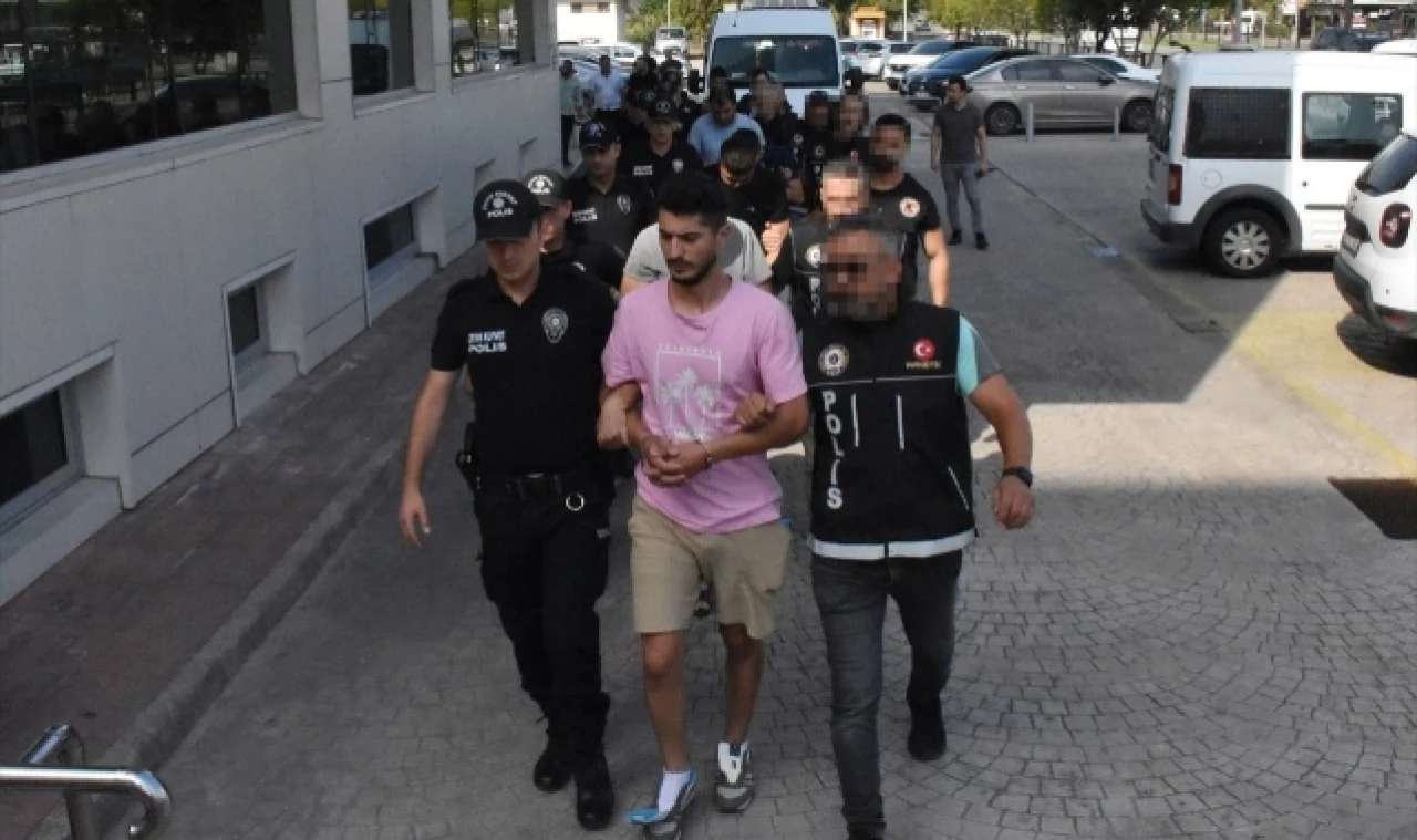 Uyuşturucu Operasyonunda 9 Şüpheli Adliyeye Sevk Edildi