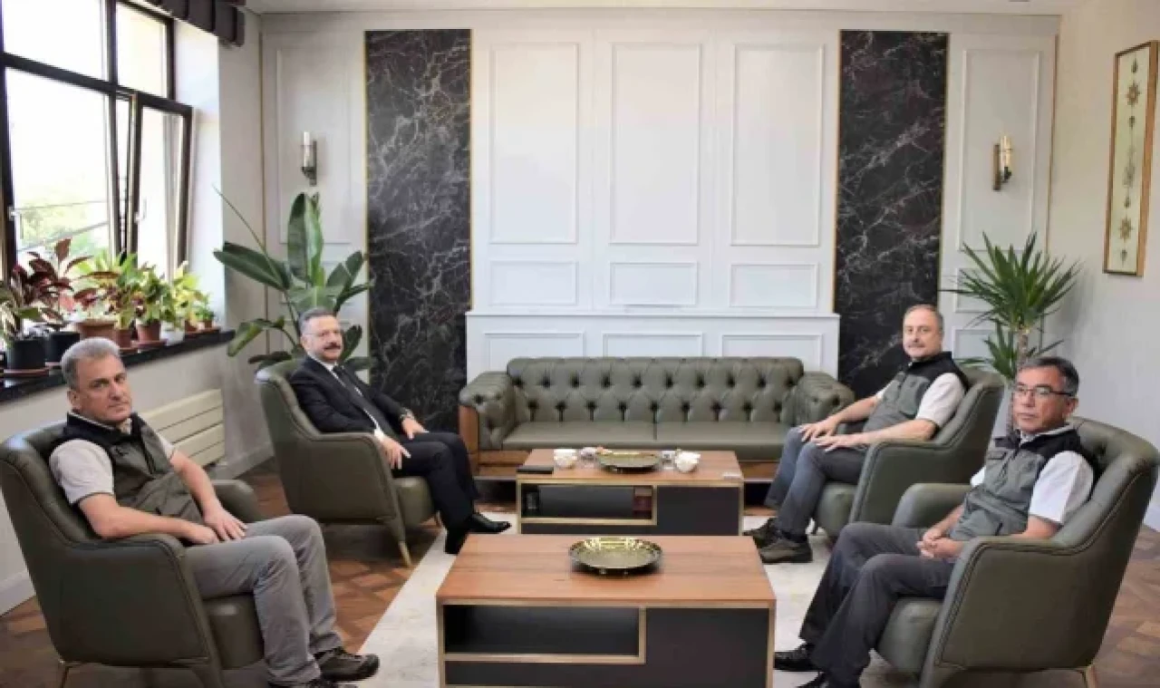 Vali Aksoy Eskişehir Orman Bölge Müdürlüğü'nü ziyaret etti
