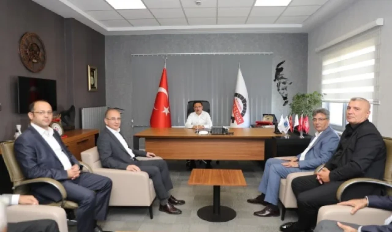 Vali Çiçek'ten Mimarsinan OSB'ye ziyaret