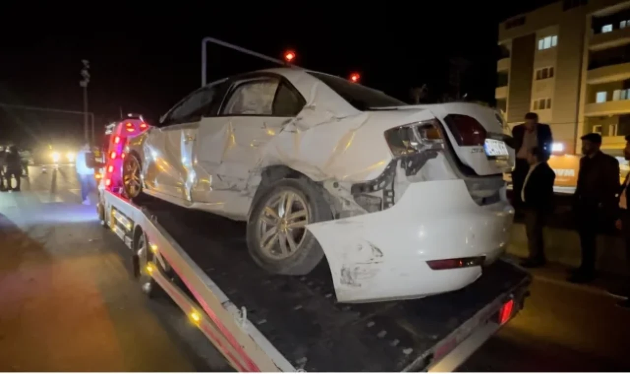 Yüksekova'da trafik kazası: 4 yaralı