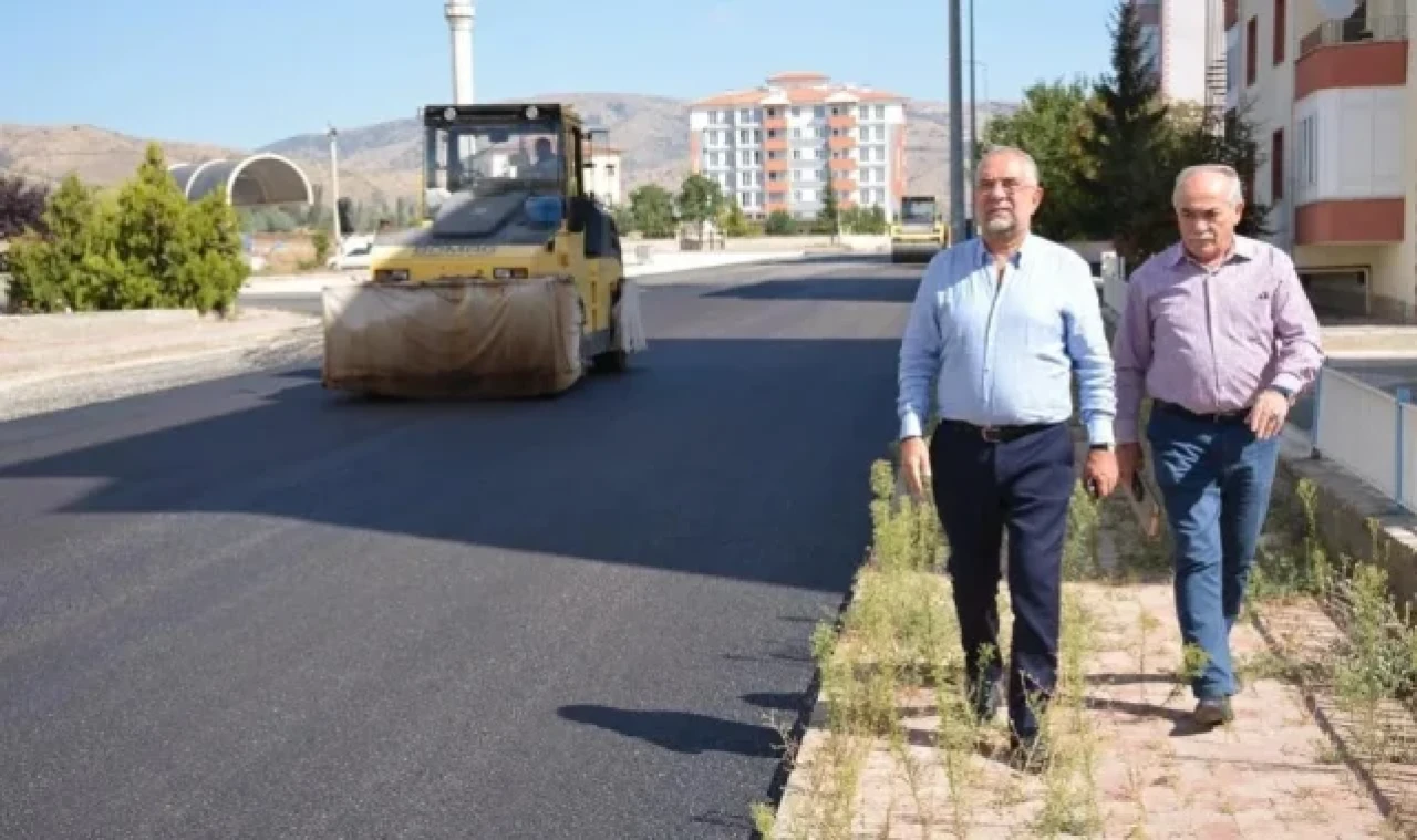 Zile'de asfalt çalışmaları başladı