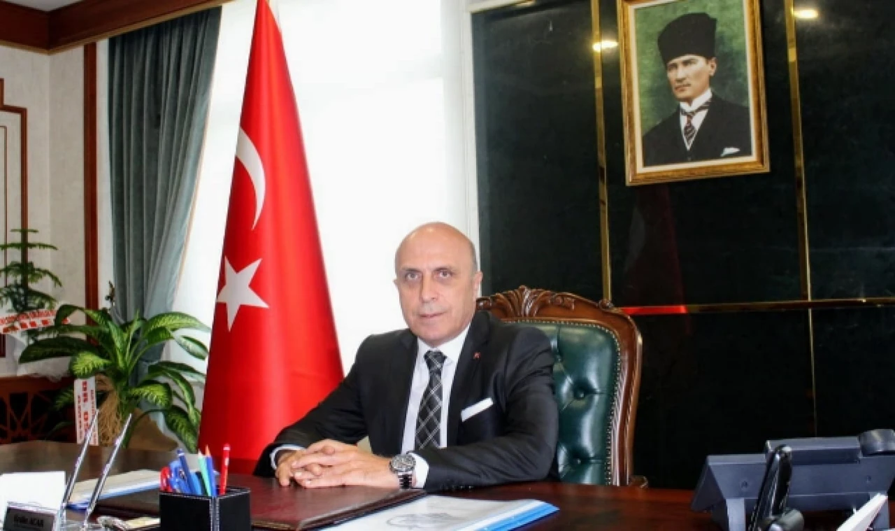 Acar Muhtarlar gününü kutladı