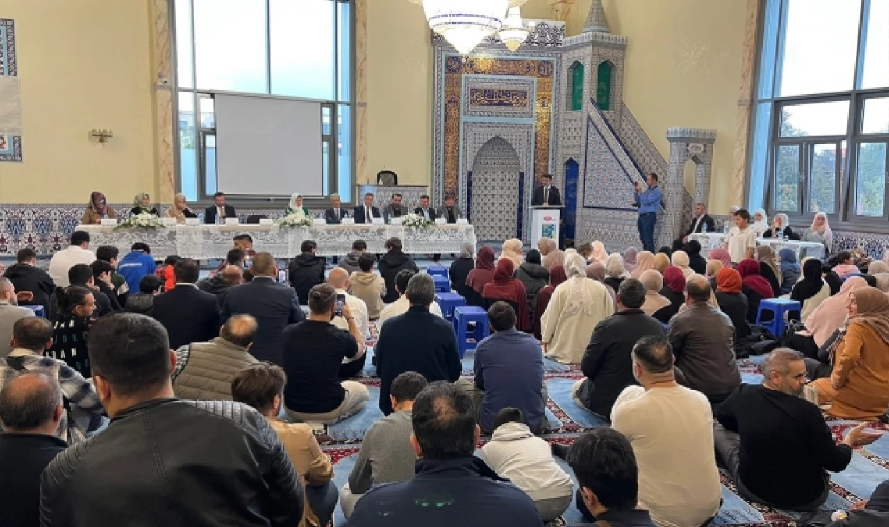 Almanya'nın ilk İmam Hatip Lisesi açıldı