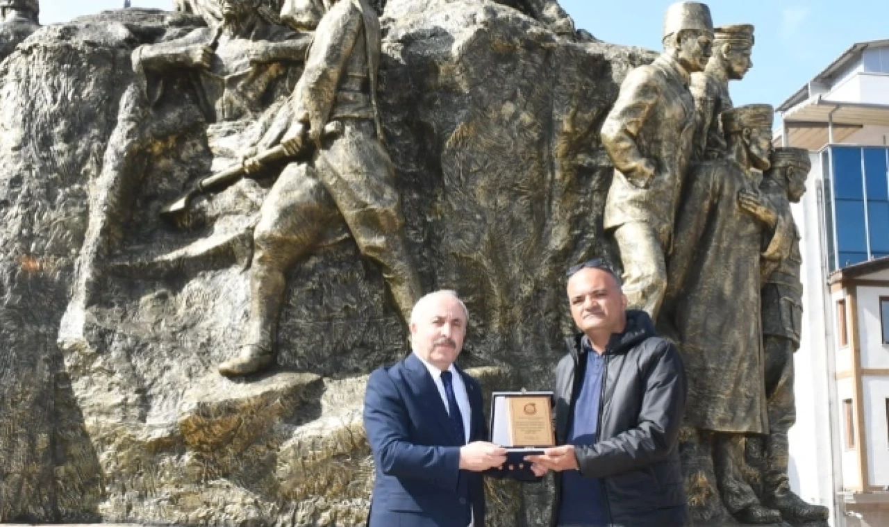 Amasya Belediyesi, Atatürk Anıtını bakım ve onarımdan geçirdi