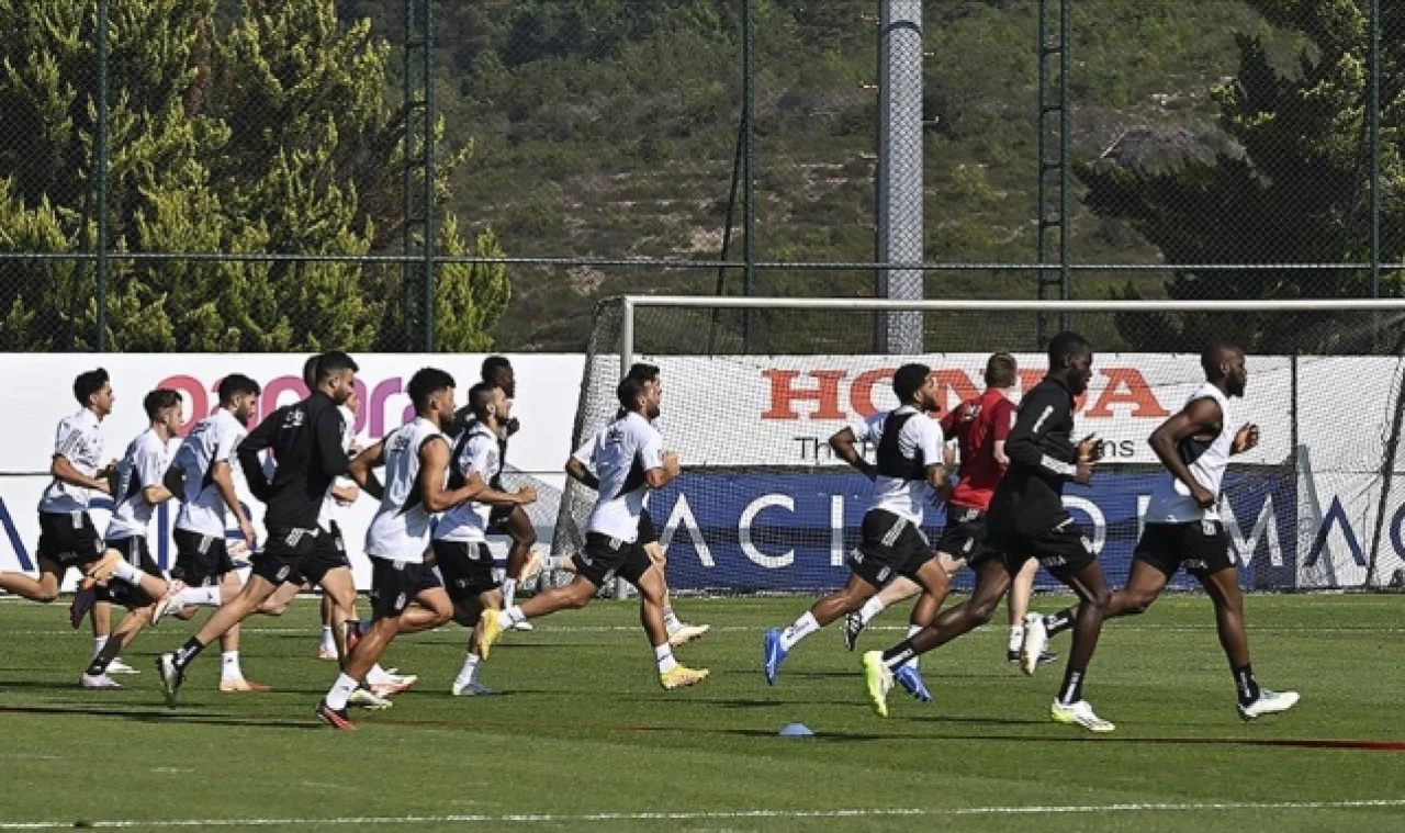 Beşiktaş, Galatasaray derbisine 'sıkıntılı' çıkacak