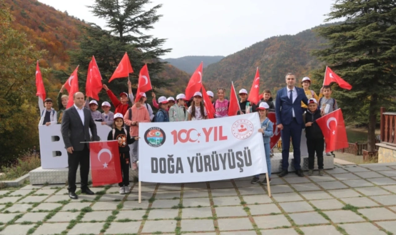Boraboy'da 100. yıl için doğa yürüyüşü yapıldı