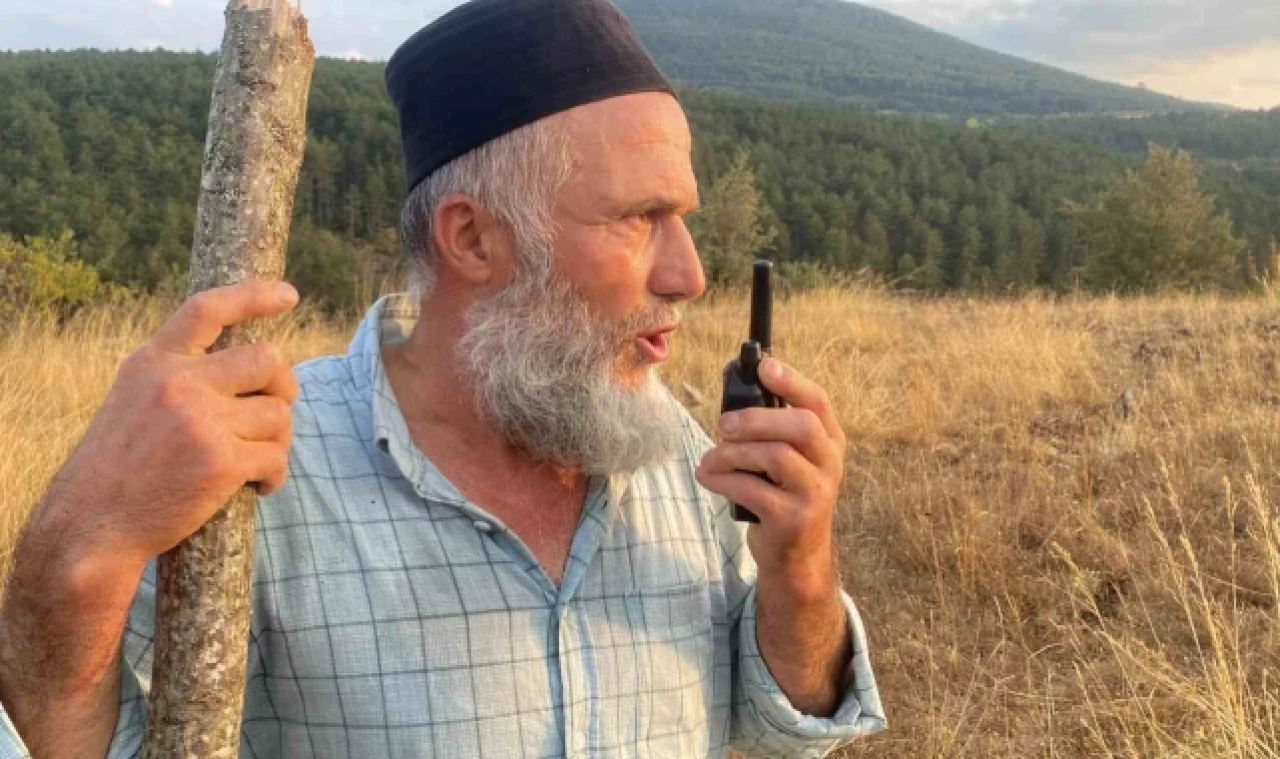 Bu köyde yaşayanlar birbirleriyle telsizle iletişim kuruyor