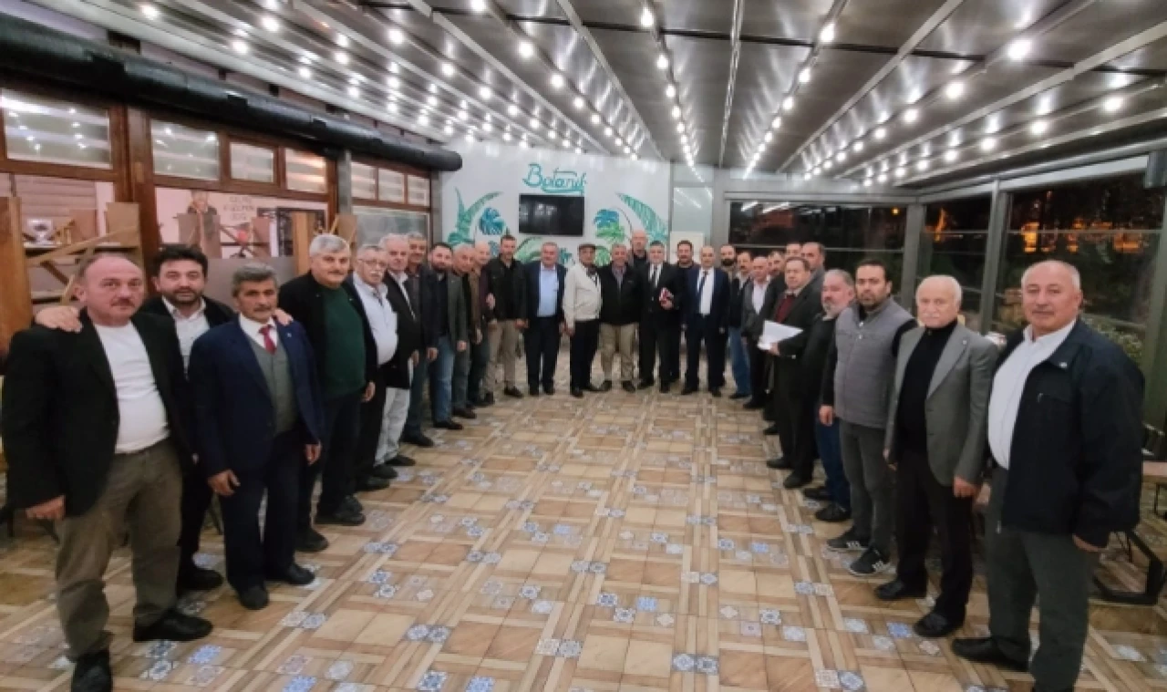 ÇAPKINOĞLU: MUHTARLAR BU ÜLKENİN BEL KEMİĞİDİR!